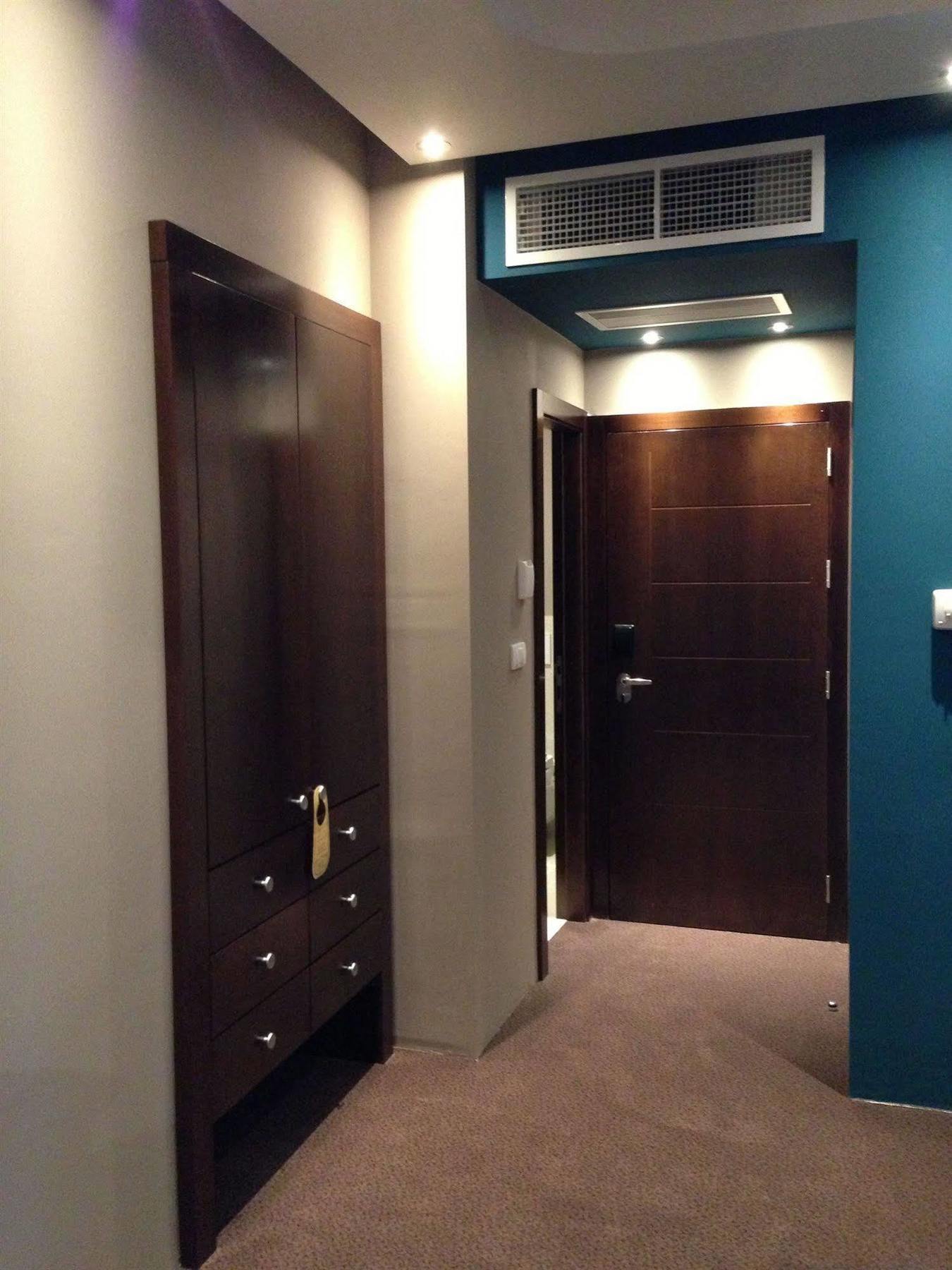 Hotel Cryston