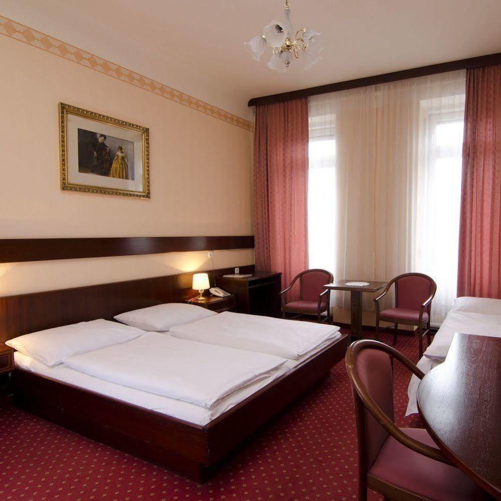 Hotel Cryston